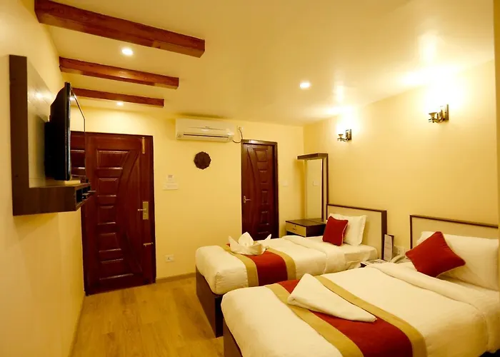 Readers Pvt.ltd 3*